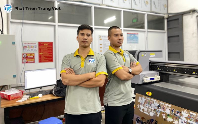 Mua máy in UV Dlican của Phát Triển Trung Việt